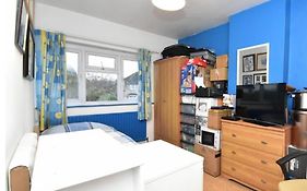 Cosy Room In Dartford